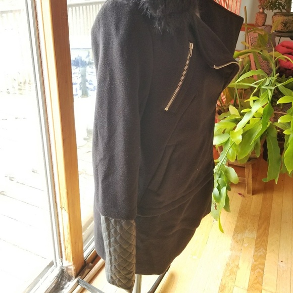 LF Faux fur black jacket with slanted zipper - Picture 3 of 6
